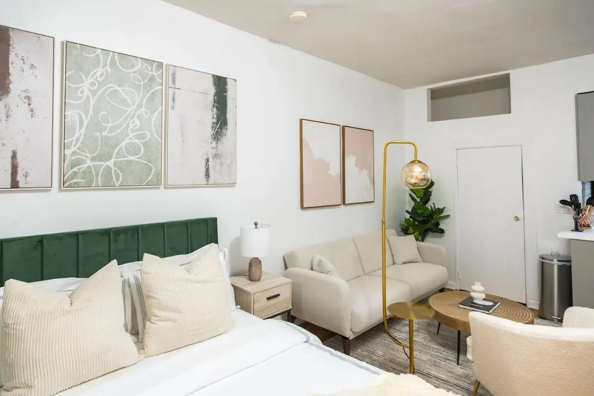 Apartment 74-1A New Studio In Prime Uws - Gym In Building New York