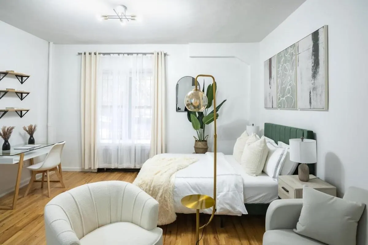 74-1A New Studio In Prime Uws - Gym In Building location