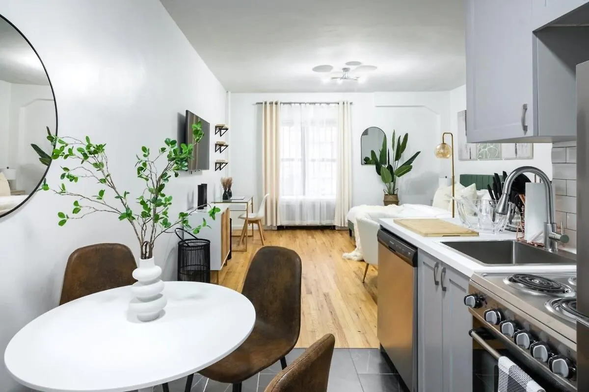 74-1A New Studio In Prime Uws - Gym In Building New York 0*,  United States